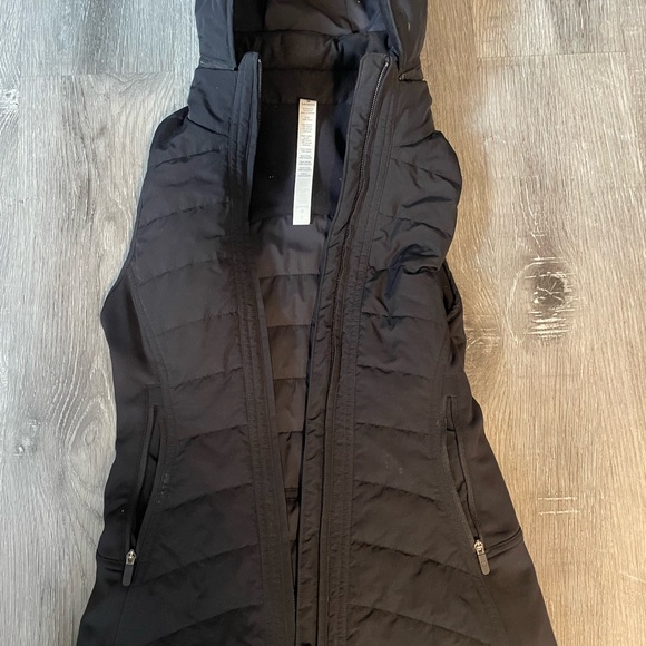 Lululemon running vest - Picture 2 of 4